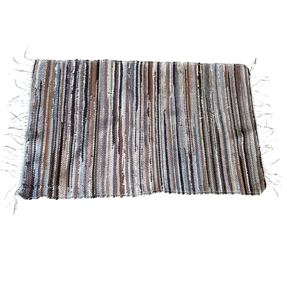 Hand Crafted Cotton Rag Rug - Picture 2 of 5